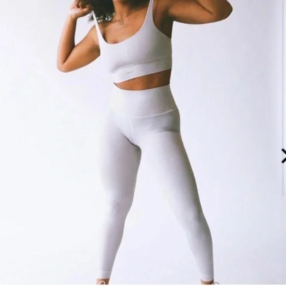 SET Active luxform legging and v racer back top Size M - Picture 1 of 4